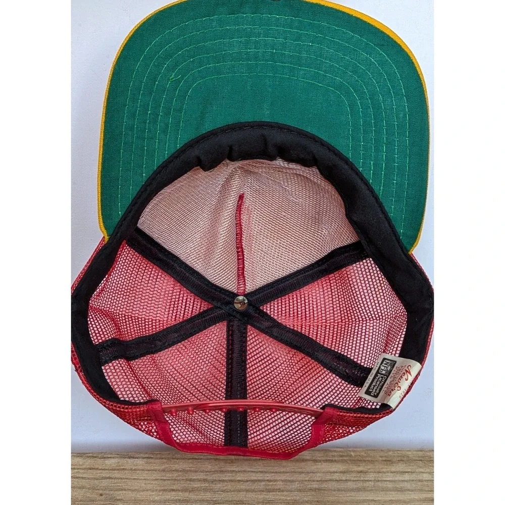 Vintage 1980s Kansas City CHIEFS Snapback Hat Red Logo New Era Trucker NFL Cap